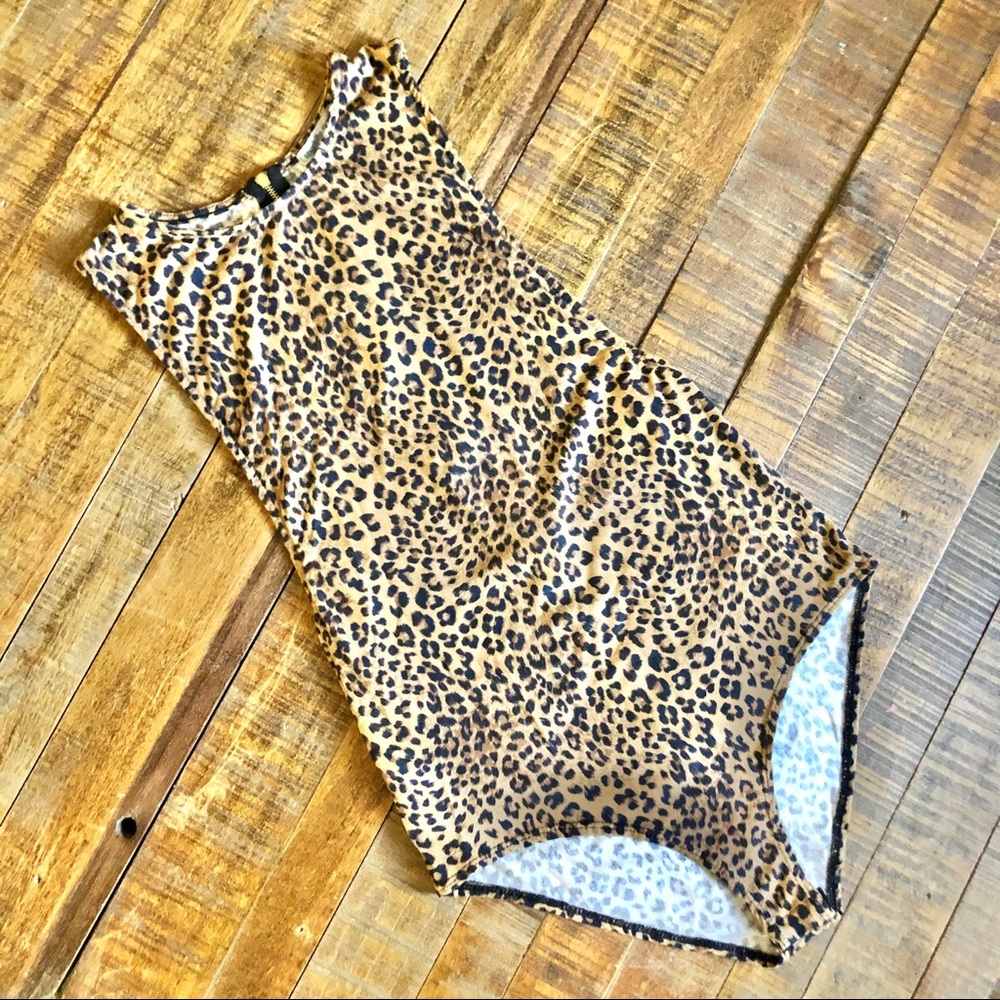 Leopard Print Bodysuit - Picture 5 of 6